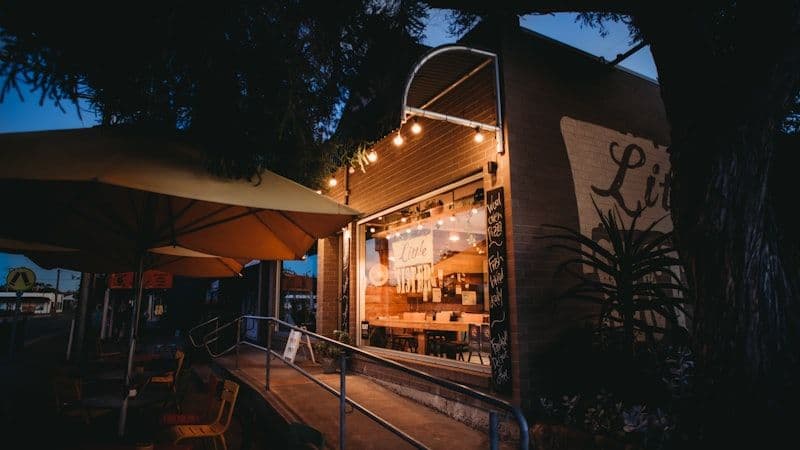 Google Maps search results showing local restaurant listings